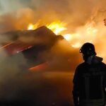 Andretta, in fiamme capannone agricolo: morti diversi ovini e bruciate circa 150 rotoballe di fieno