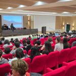 Avellino, presso l’Istituto Tecnico Tecnologico Guido Dorso si è tenuto un incontro sul tema : “Vulcani – Tra Benefici Naturali e Rischi Letali”